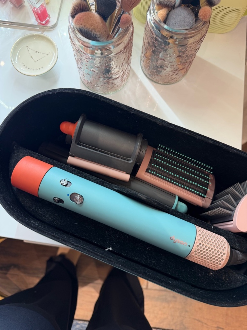 Dyson airwrap styler tool - Picture 4 of 9